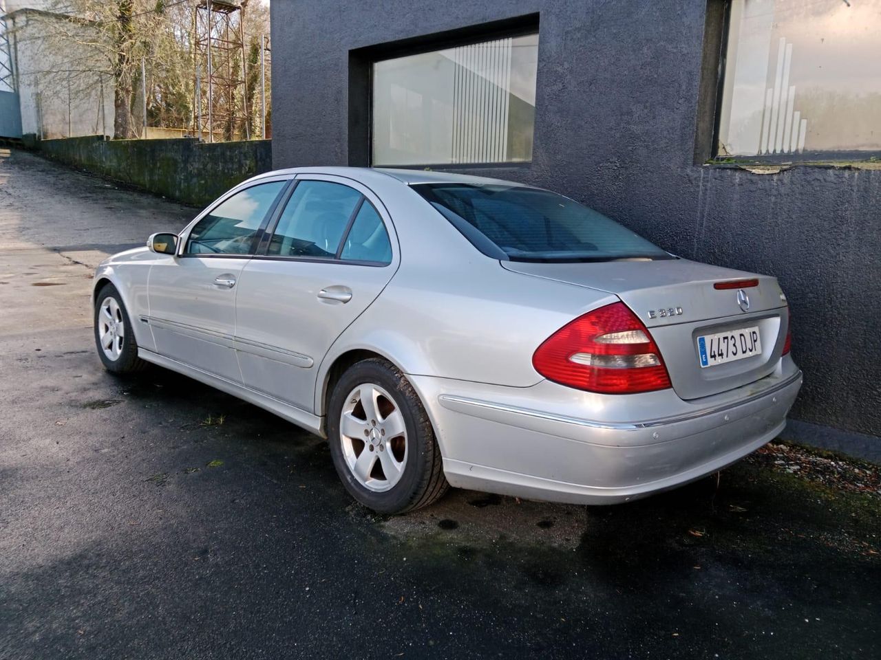 mercedes clase e 2005 / foto grande (2)