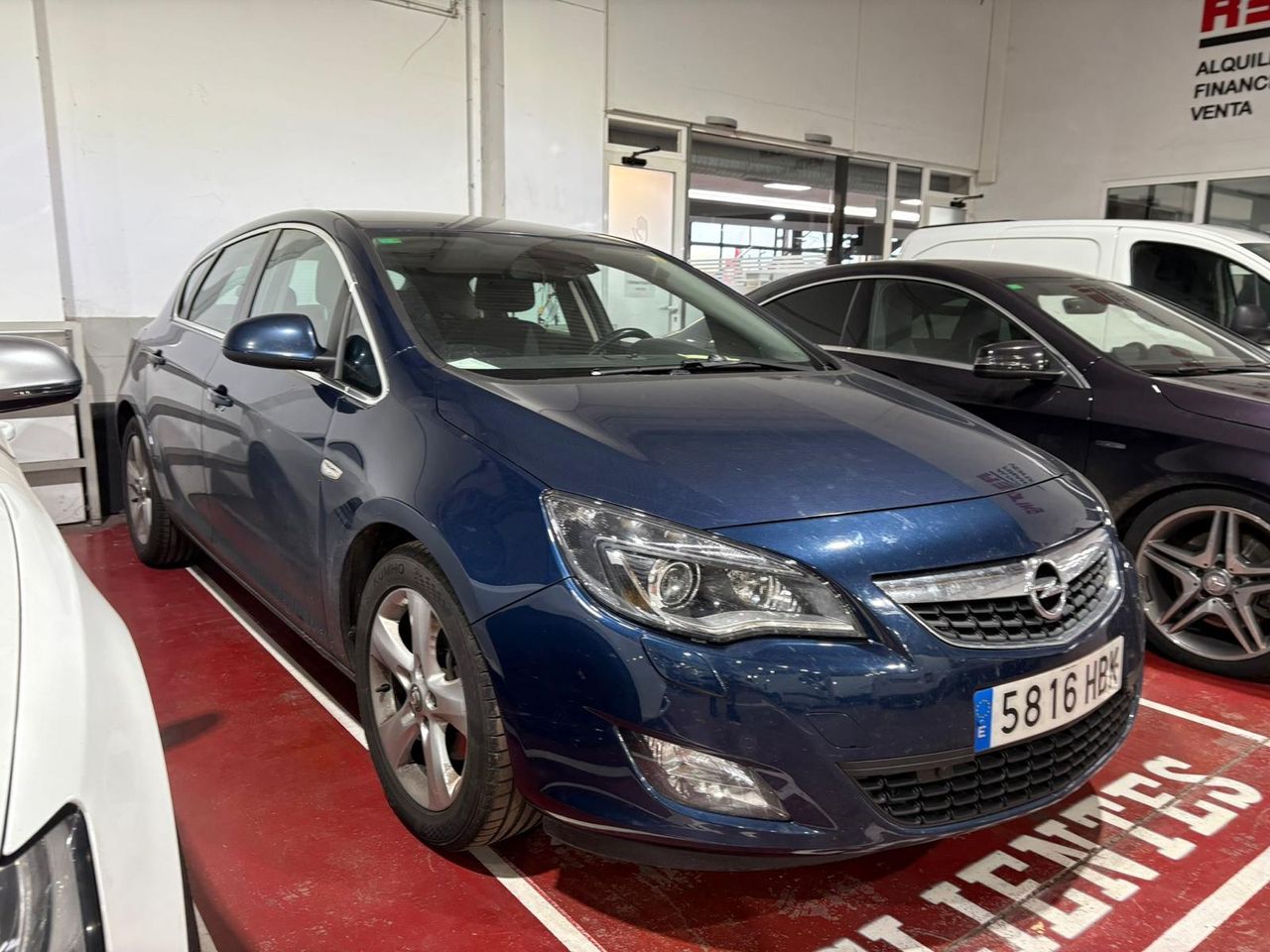 opel astra 2011 / foto grande (2)