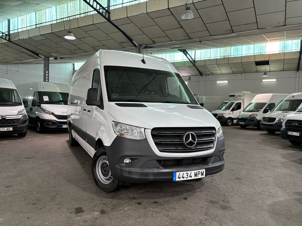 mercedes sprinter 2024 / foto grande (2)