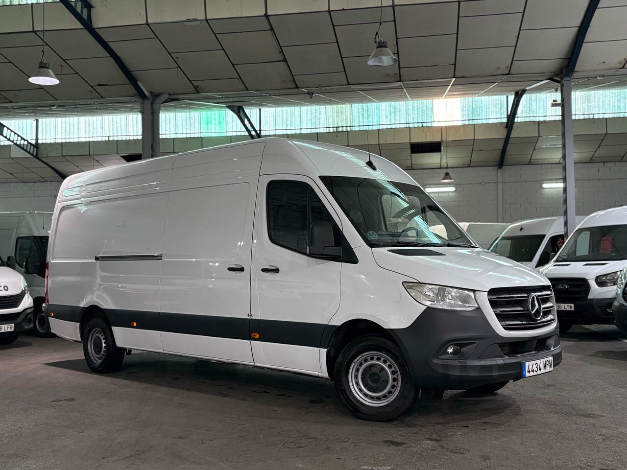 mercedes sprinter 2024 / foto grande (3)