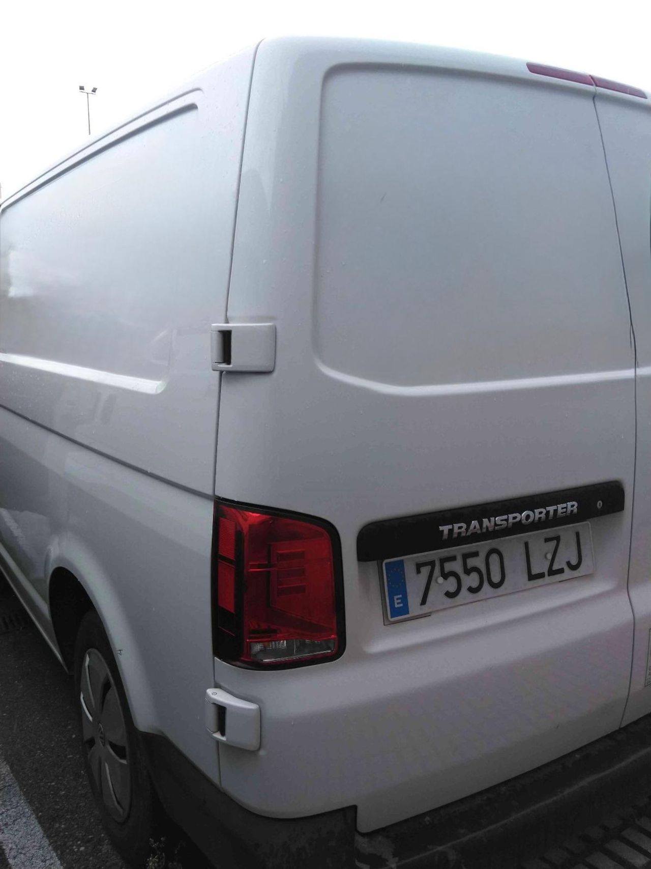 volkswagen transporter 2022 / foto grande (2)