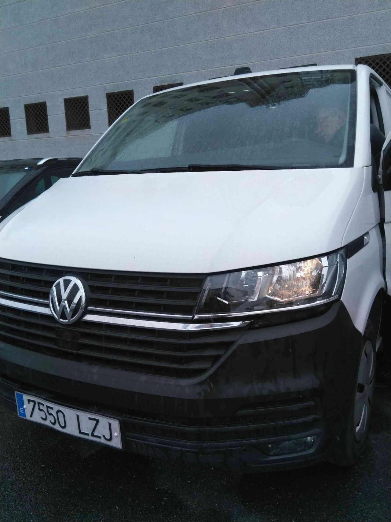 Mitsubishi outlander 2017  de segunda mano - volkswagen transporter 2022 /