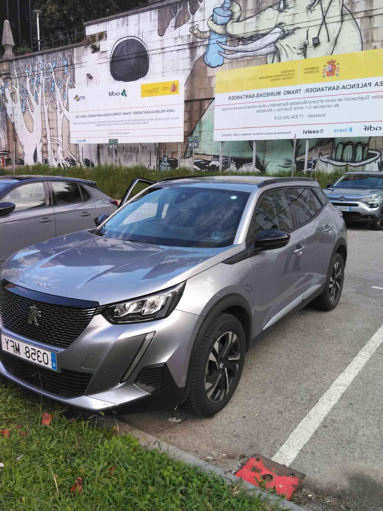 peugeot 2008 2023 / foto grande (3)