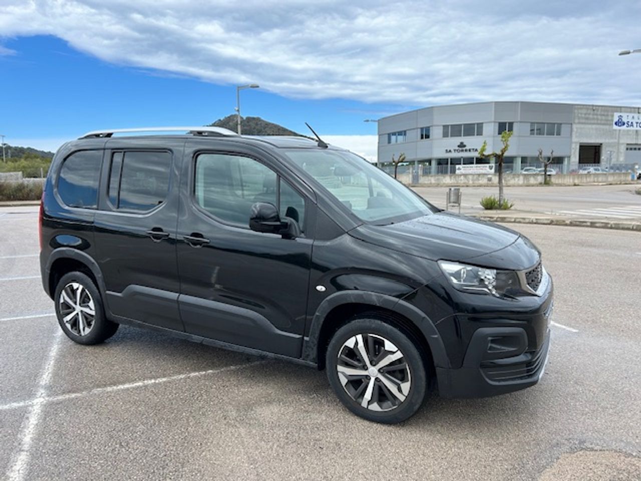 foto de peugeot rifter 2021 de segunda mano