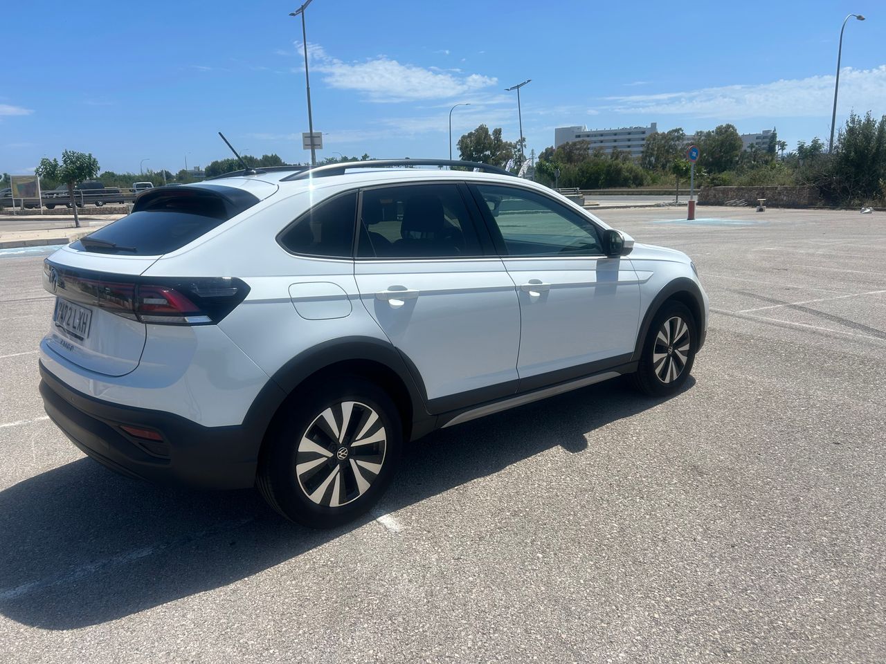 volkswagen taigo 2022 / foto grande (3)