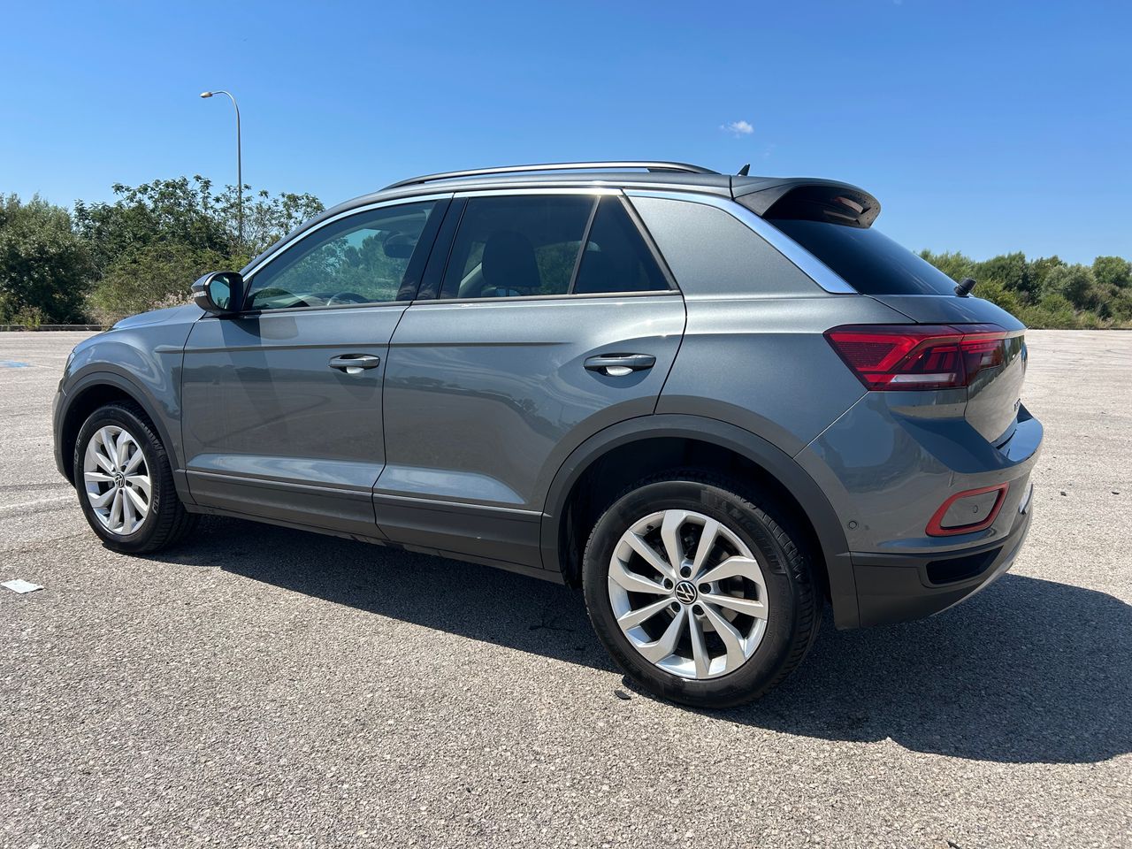 volkswagen t-roc 2022 / foto grande (3)