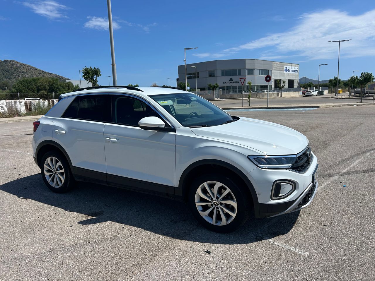 Foto volkswagen t-roc 2023 /