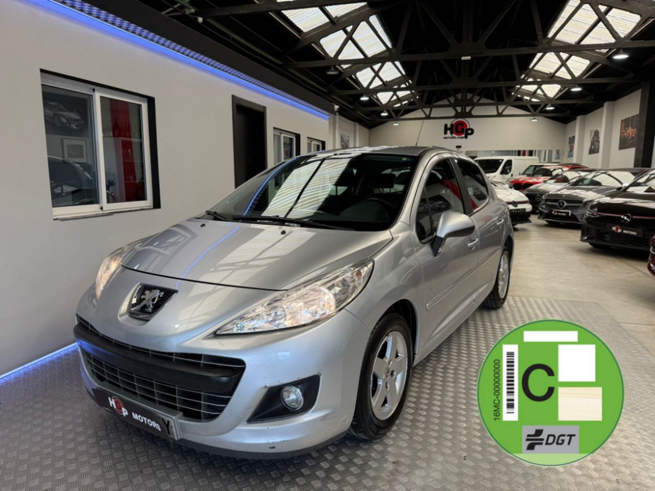 peugeot 207 2012 /