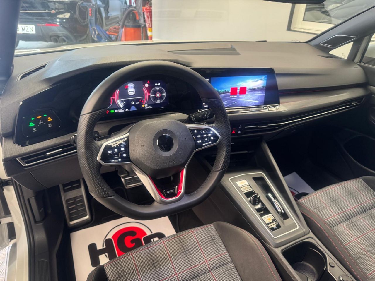 Volkswagen Golf GTI - foto 13