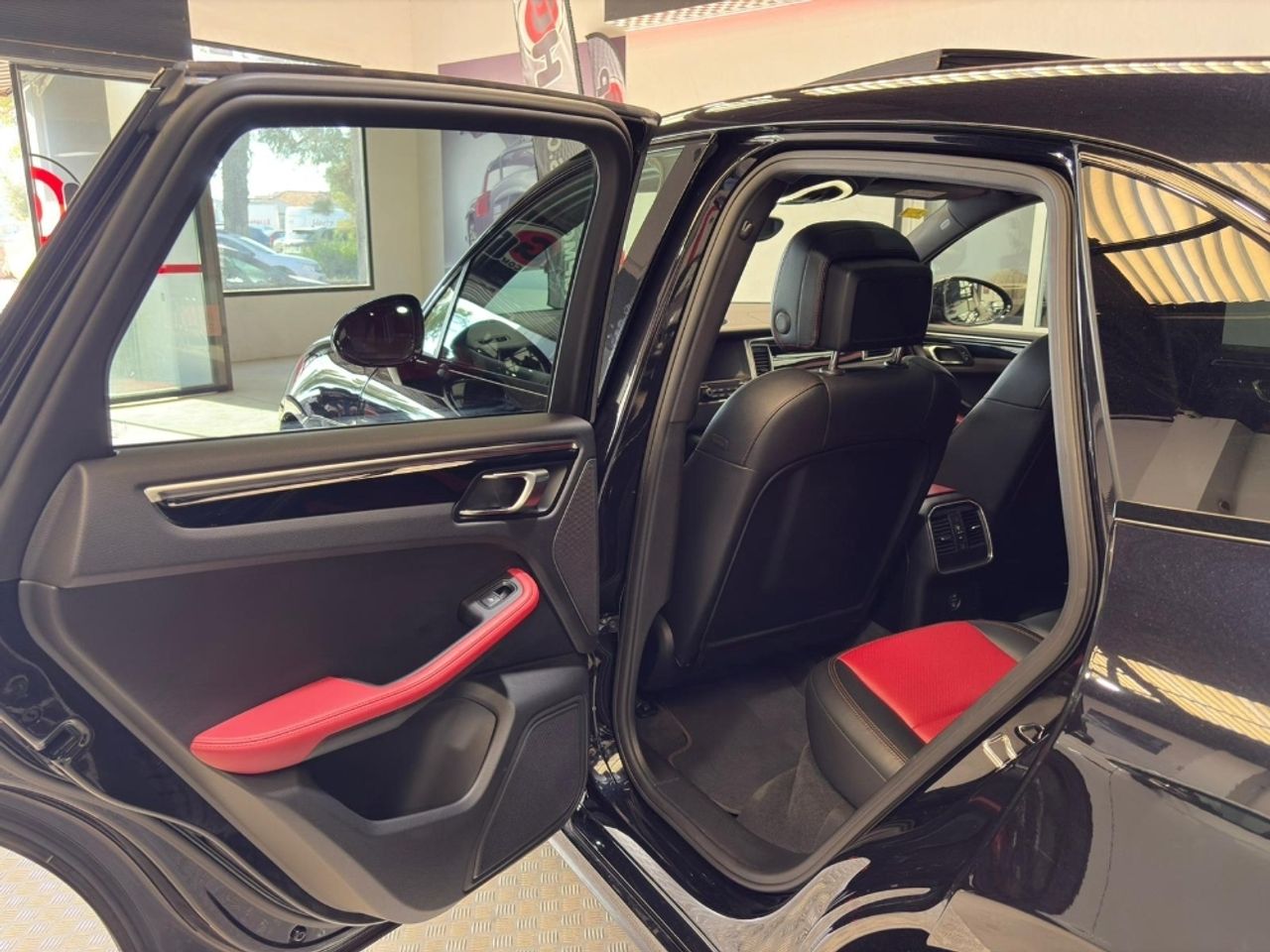 Porsche Macan S - foto 32