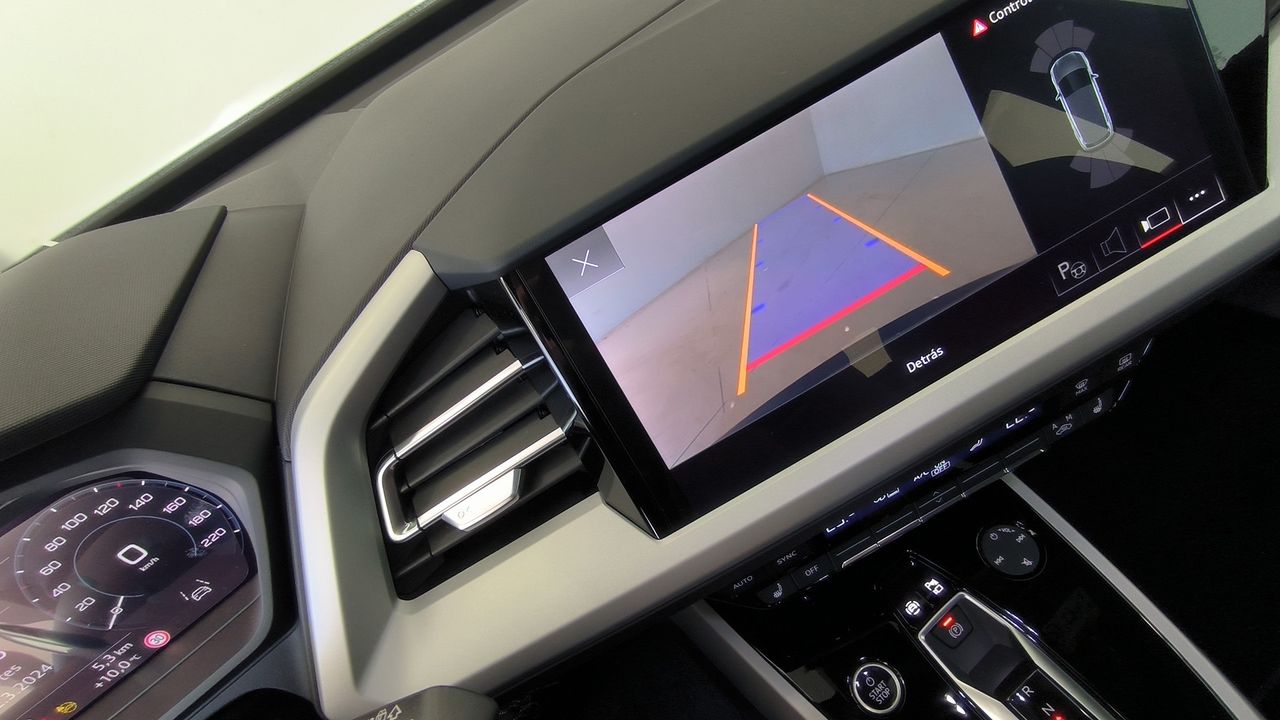 Audi Q4 E-tron 40 204 Cv Advance - Foto 2