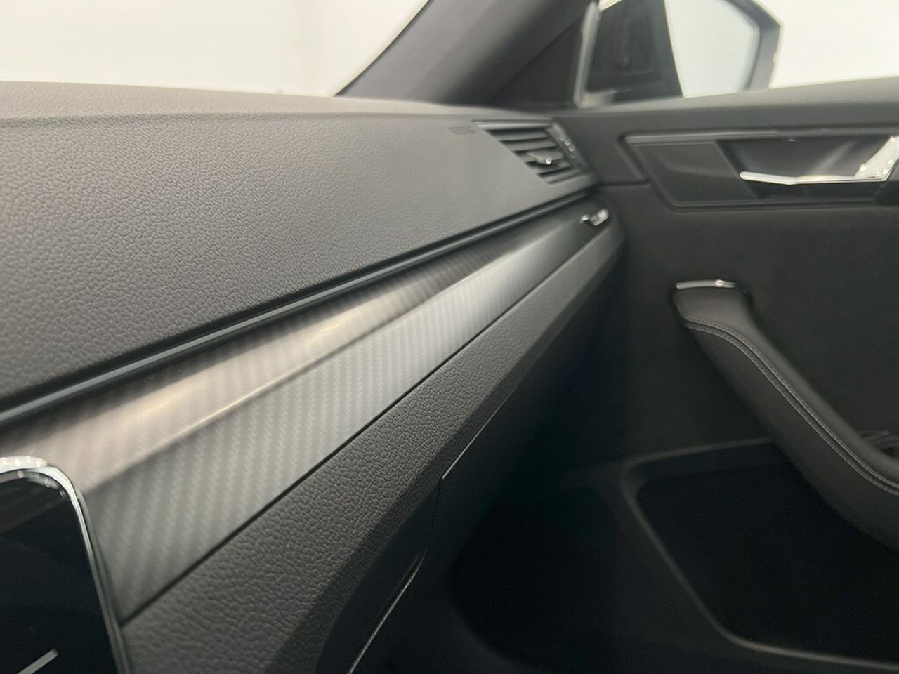 Skoda Superb Combi Iv 1.4 Tsi Dsg Hybrido Sporline - Foto 2