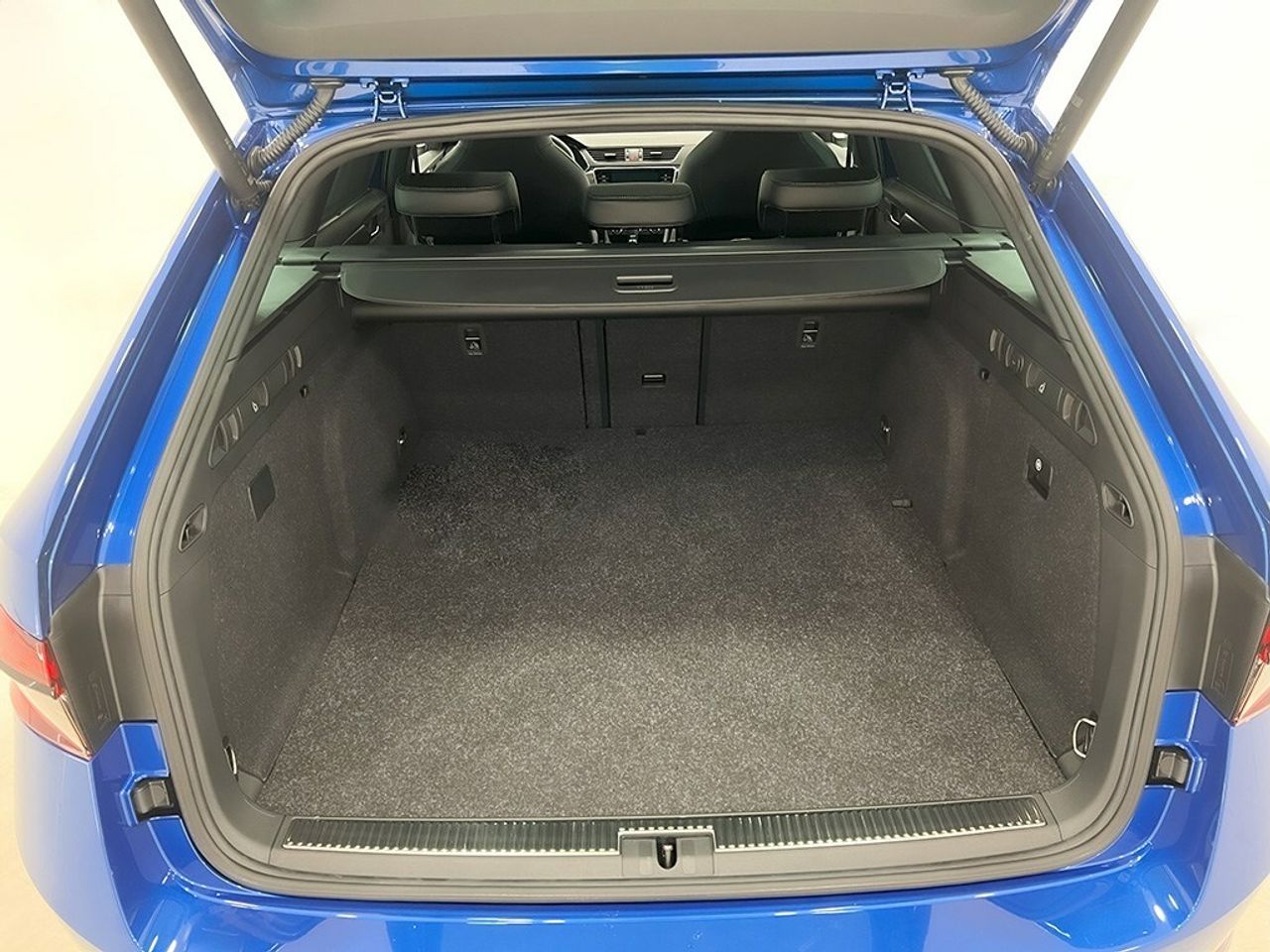 Skoda Superb Combi Iv 1.4 Tsi Dsg Hybrido Sporline - Foto 2