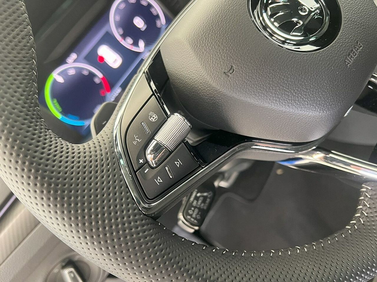 Skoda Superb Combi Iv 1.4 Tsi Dsg Hybrido Sporline - Foto 2