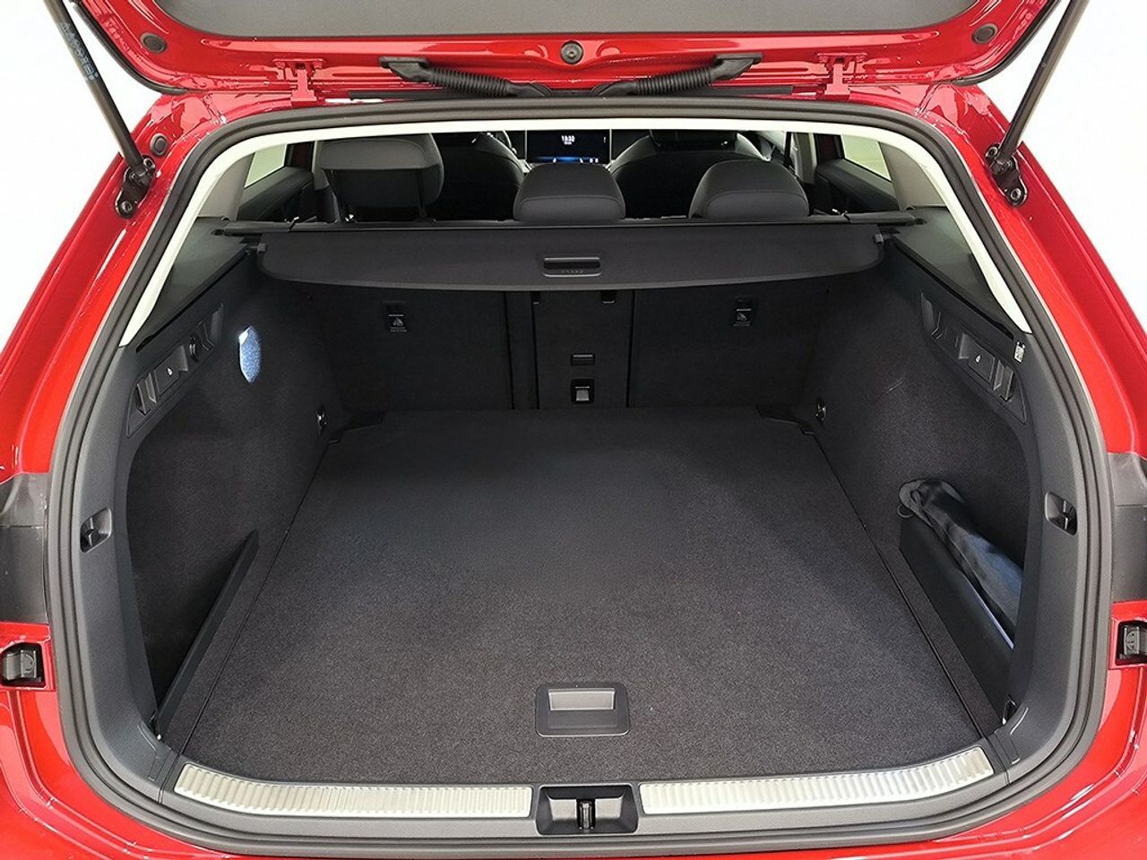 Volkswagen Passat Variant 2.0 Tdi 150 Cv Dsg Business - Foto 2