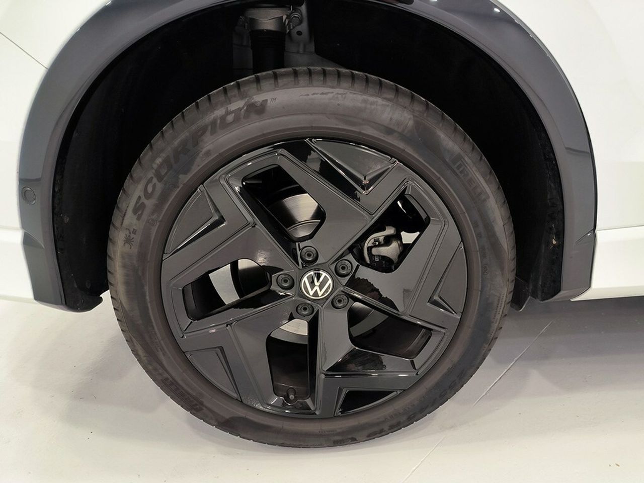 Volkswagen Tiguan R-line 2.0 Tdi 150 Cv Dsg - Foto 2