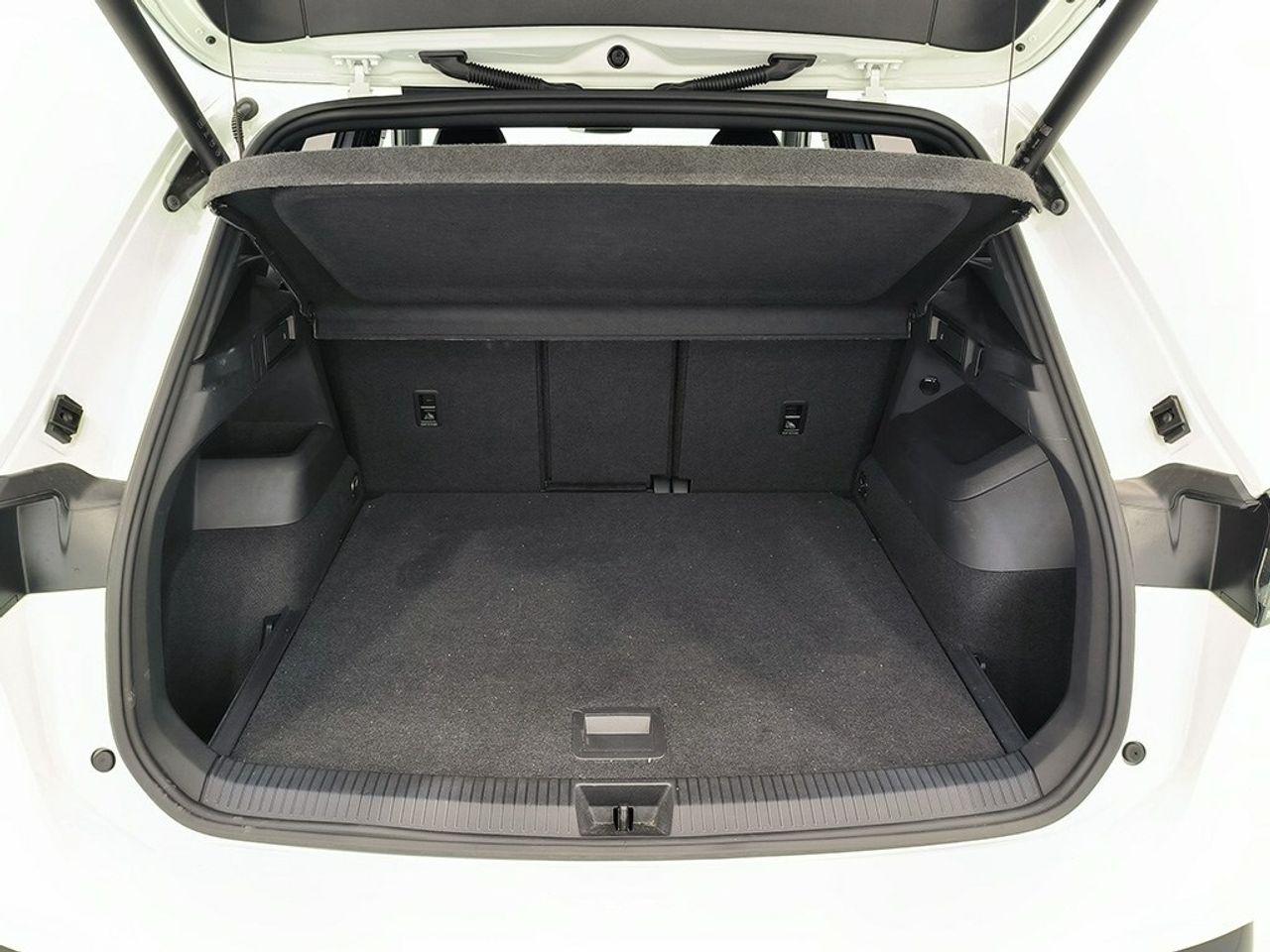 Volkswagen Tiguan R-line 2.0 Tdi 150 Cv Dsg - Foto 2