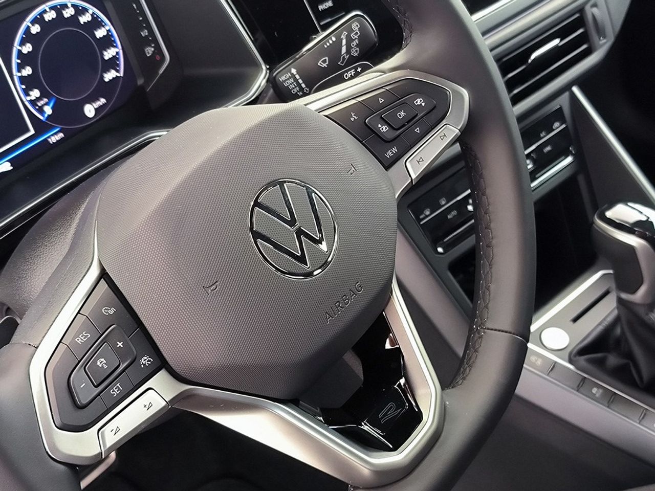 Volkswagen Taigo R-line 1.0 Tsi 115 Cv Dsg - Foto 2