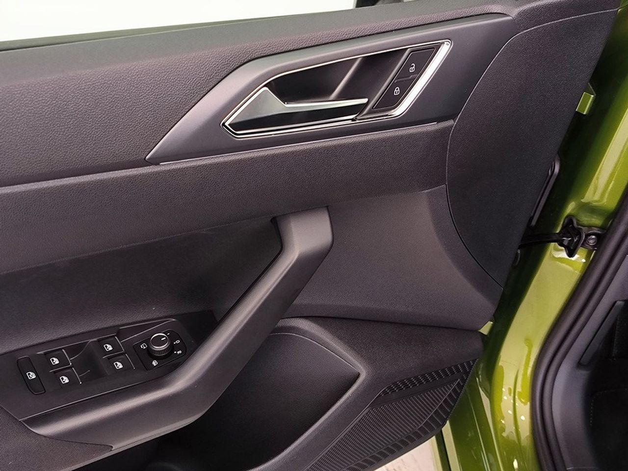 Volkswagen Taigo R-line 1.0 Tsi 115 Cv Dsg - Foto 2