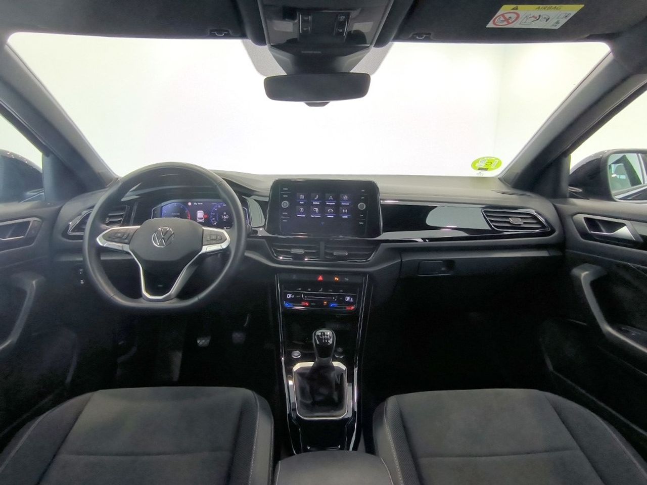 Volkswagen T-roc Dark Line 1.0 Tsi 115 Cv - Foto 2