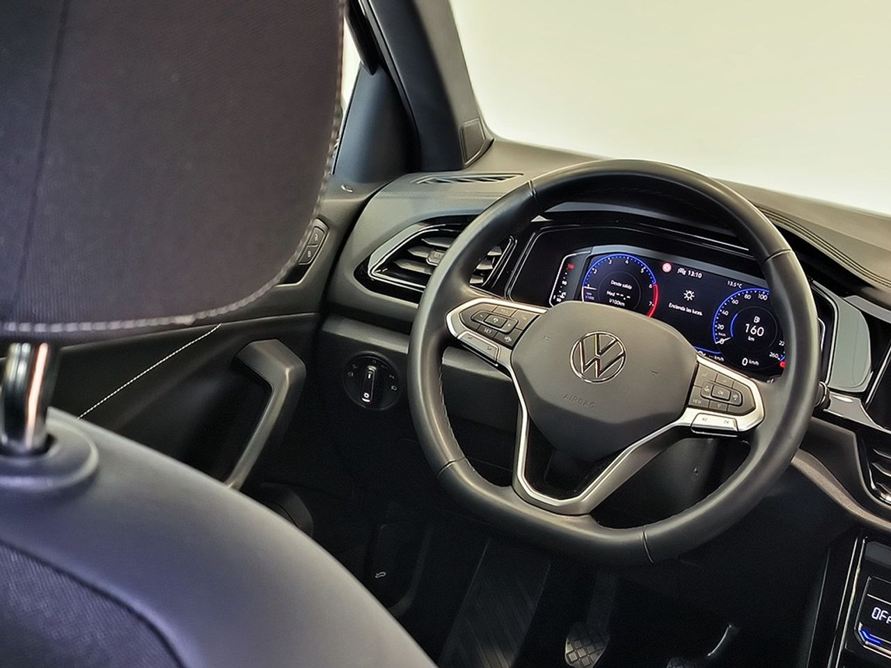 Volkswagen T-roc Dark Line 1.0 Tsi 115 Cv - Foto 2