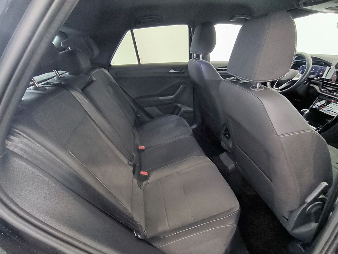 Volkswagen T-roc Dark Line 1.0 Tsi 115 Cv - Foto 2