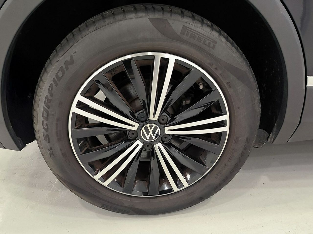 Volkswagen Tiguan 2.0 Tdi 150 Cv Life - Foto 2