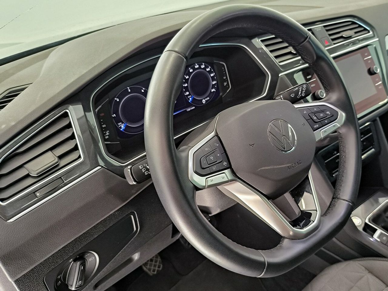 Volkswagen Tiguan 2.0 Tdi 150 Cv Life - Foto 2