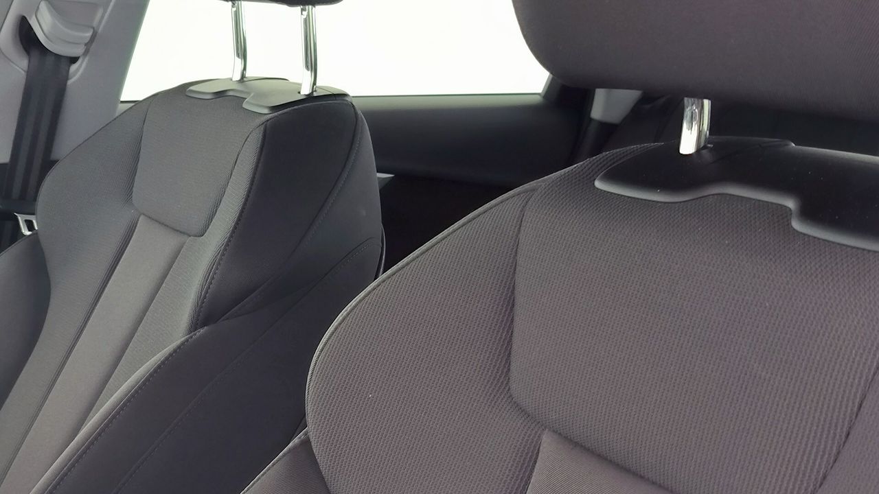 Audi A4 30 Tdi 136 Cv Stronic Advance - Foto 2