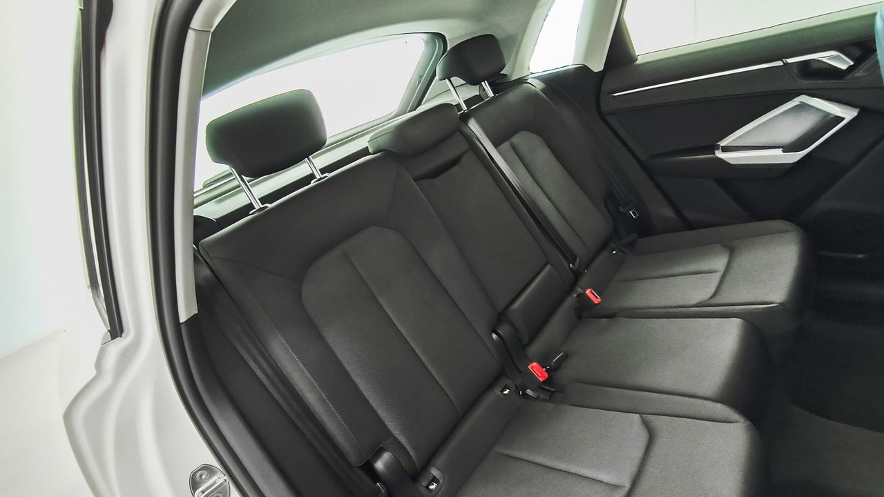 Audi Q3 45 Tfsie Stronic Advance - Foto 2