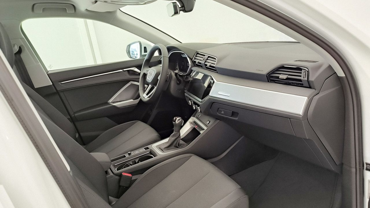 Audi Q3 45 Tfsie Stronic Advance - Foto 2