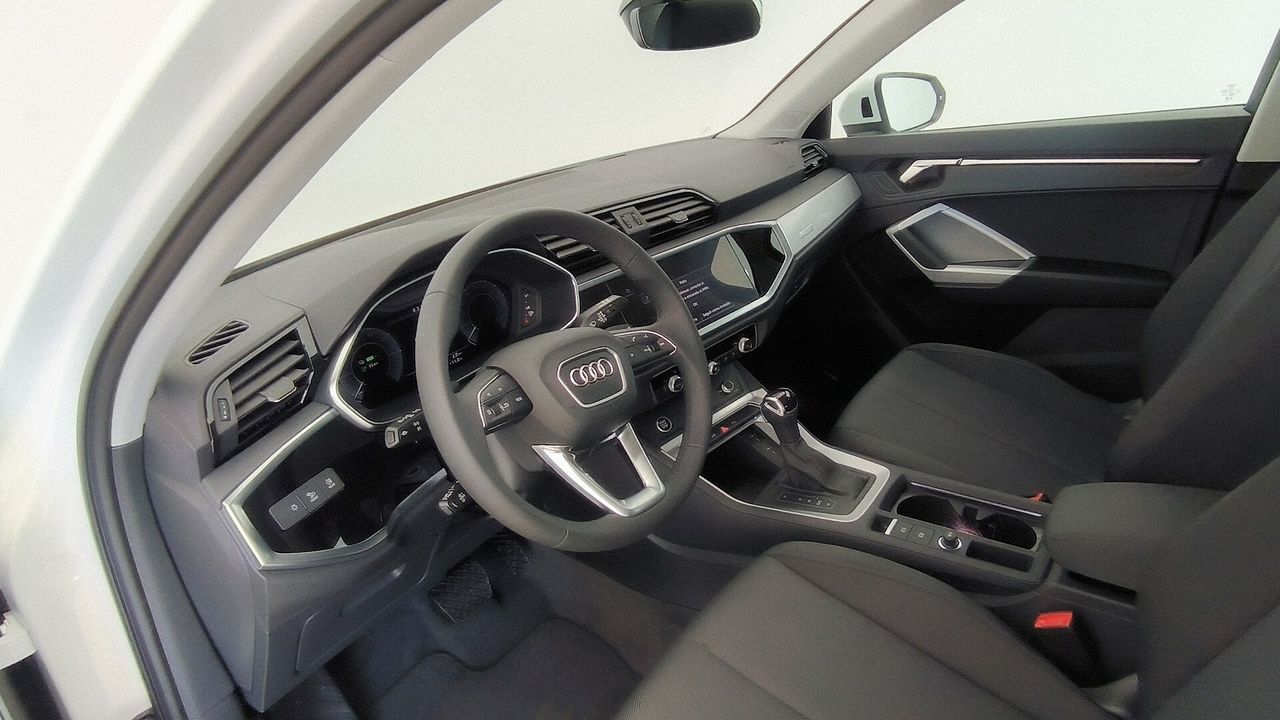 Audi Q3 45 Tfsie Stronic Advance - Foto 2