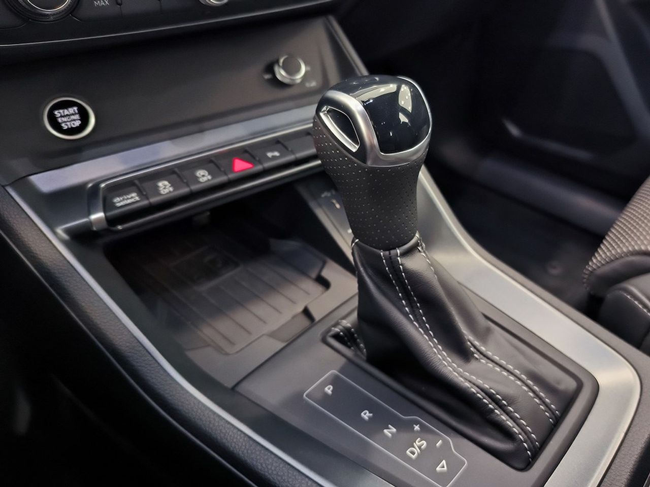 Audi Q3 Sline 35 Tdi 150 Cv Stronic - Foto 2