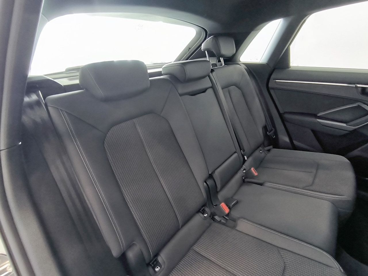 Audi Q3 Sline 35 Tdi 150 Cv Stronic - Foto 2