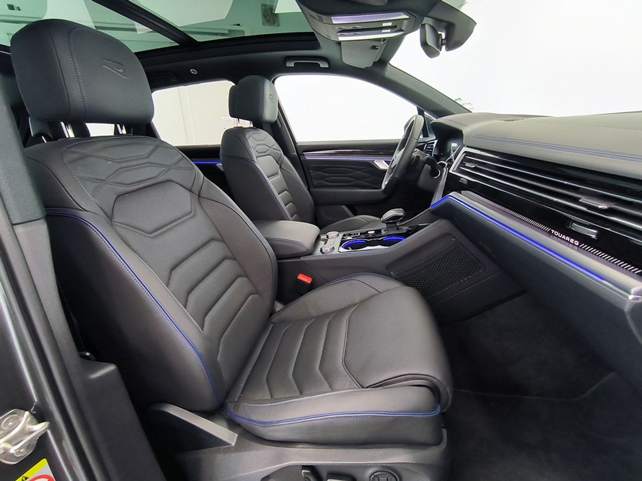 Volkswagen Touareg R Ehybrid 3.0 V6 Tsi 4motion 462 Cv - Foto 2