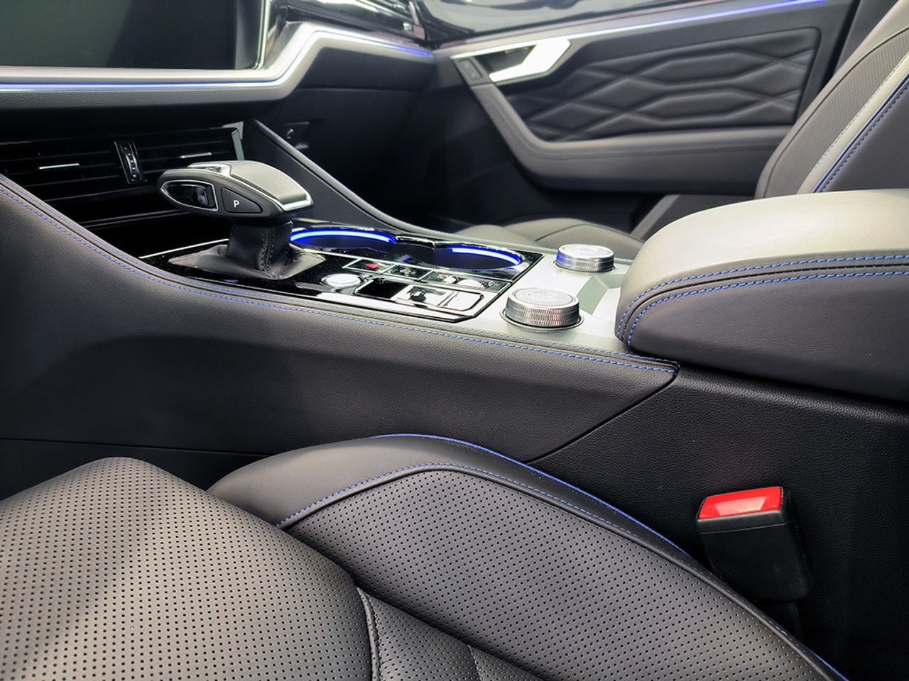 Volkswagen Touareg R Ehybrid 3.0 V6 Tsi 4motion 462 Cv - Foto 2