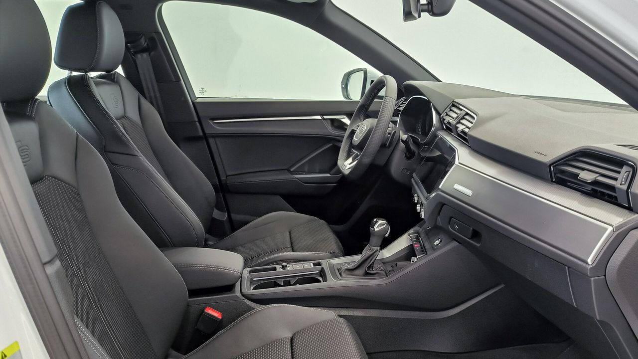 Audi Q3 Black Line Edition 35 Tdi 110150 Kwcv S Tronic - Foto 2