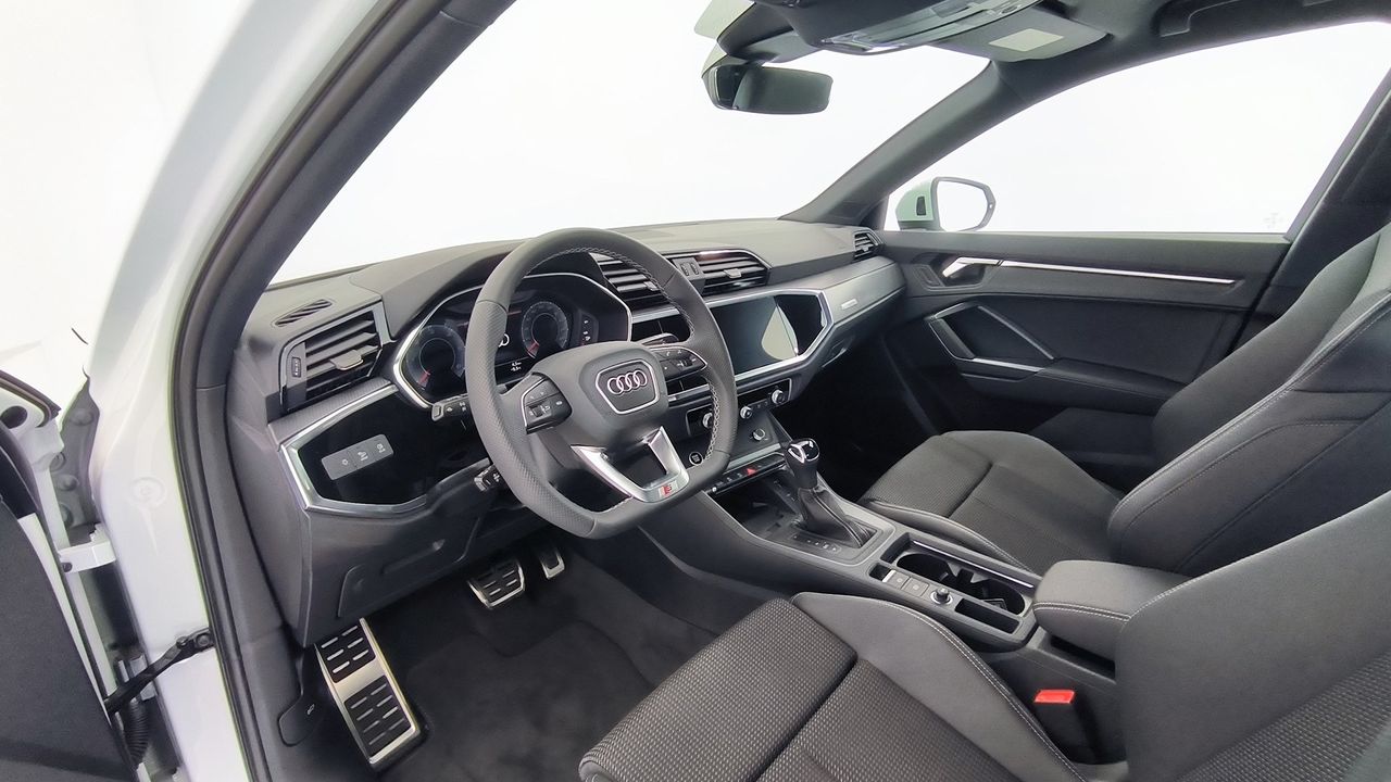 Audi Q3 35 Tdi 150 Cv Stronic Black Line Edition - Foto 2