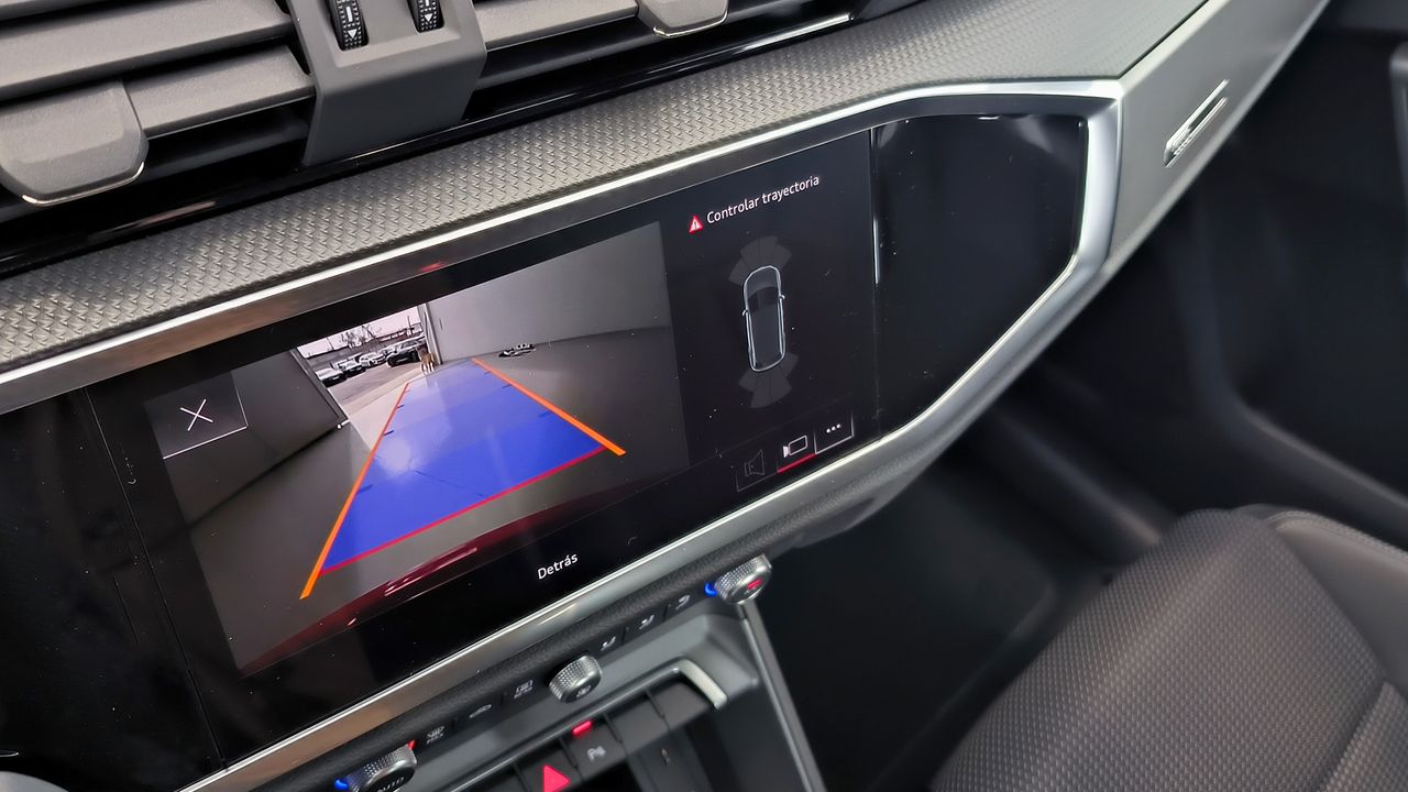 Audi Q3 35 Tdi 150 Cv Stronic Black Line Edition - Foto 2