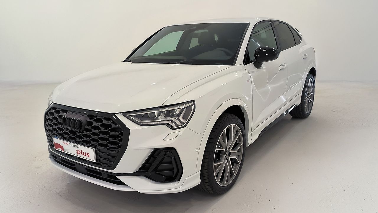 audi q3 2025 /