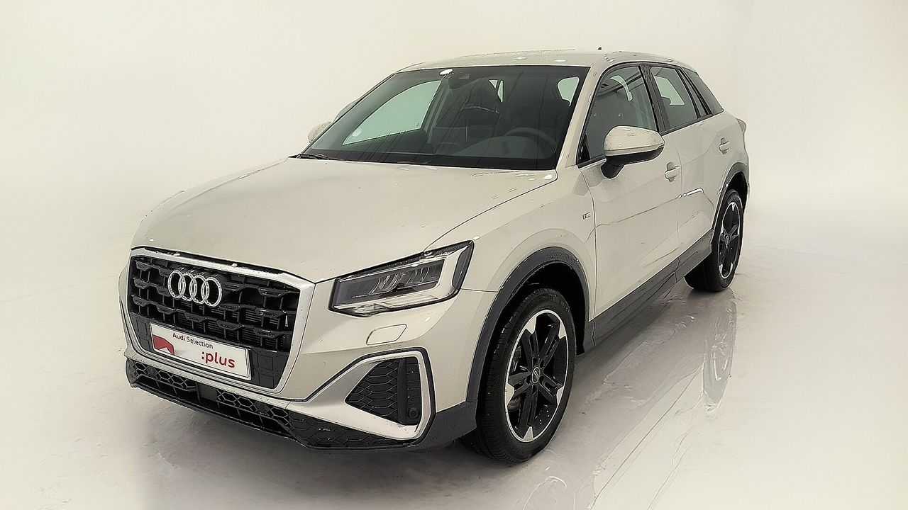 audi q2 2025 /
