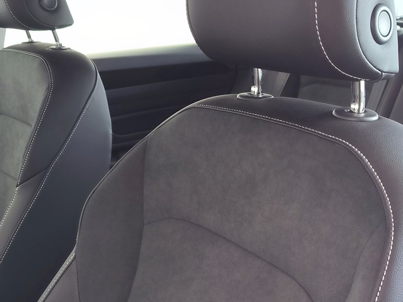 Volkswagen Arteon Ehybrid Tsi 218 Cv Elegance - Foto 2