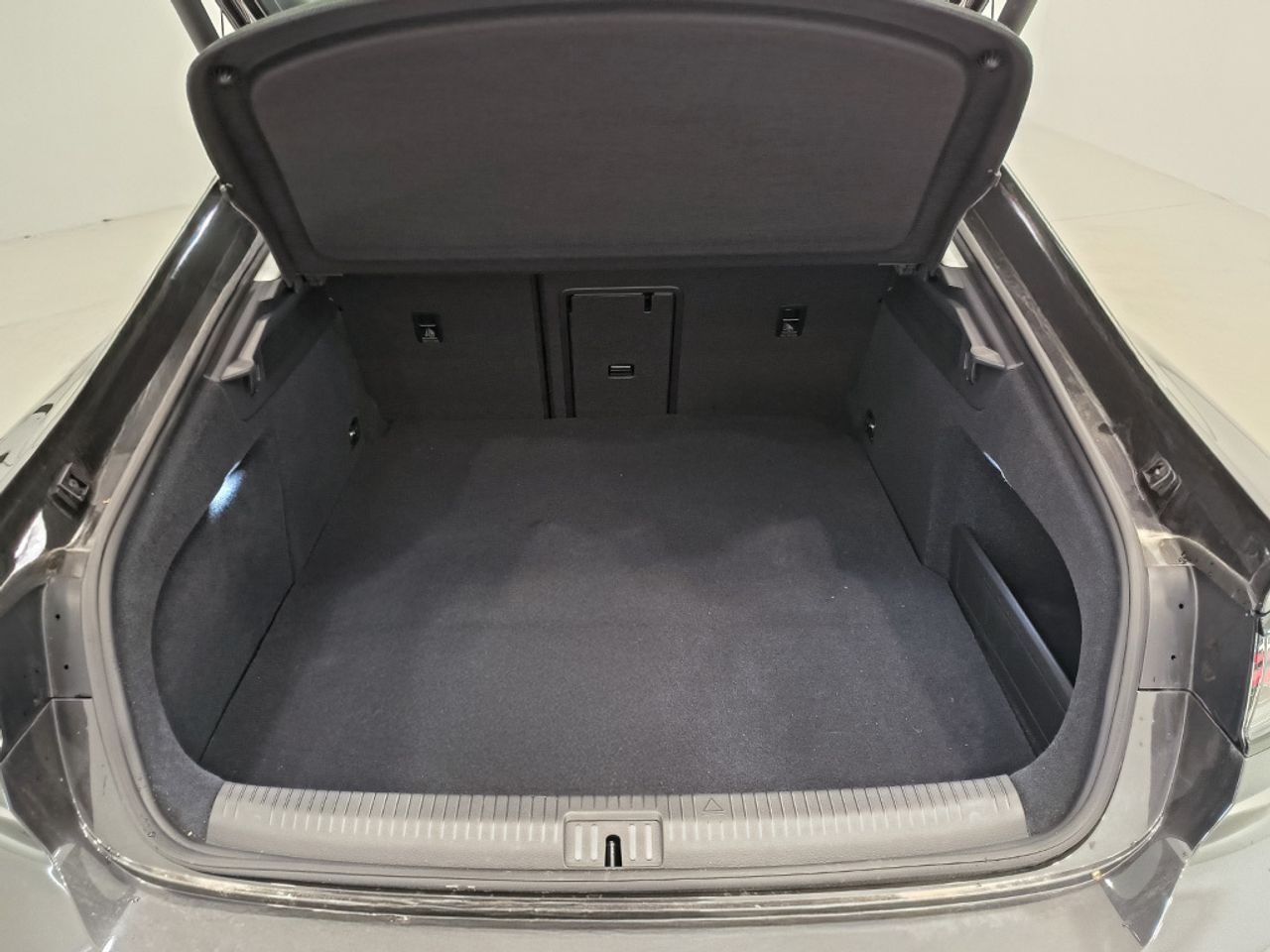 Volkswagen Arteon Ehybrid Tsi 218 Cv Elegance - Foto 2