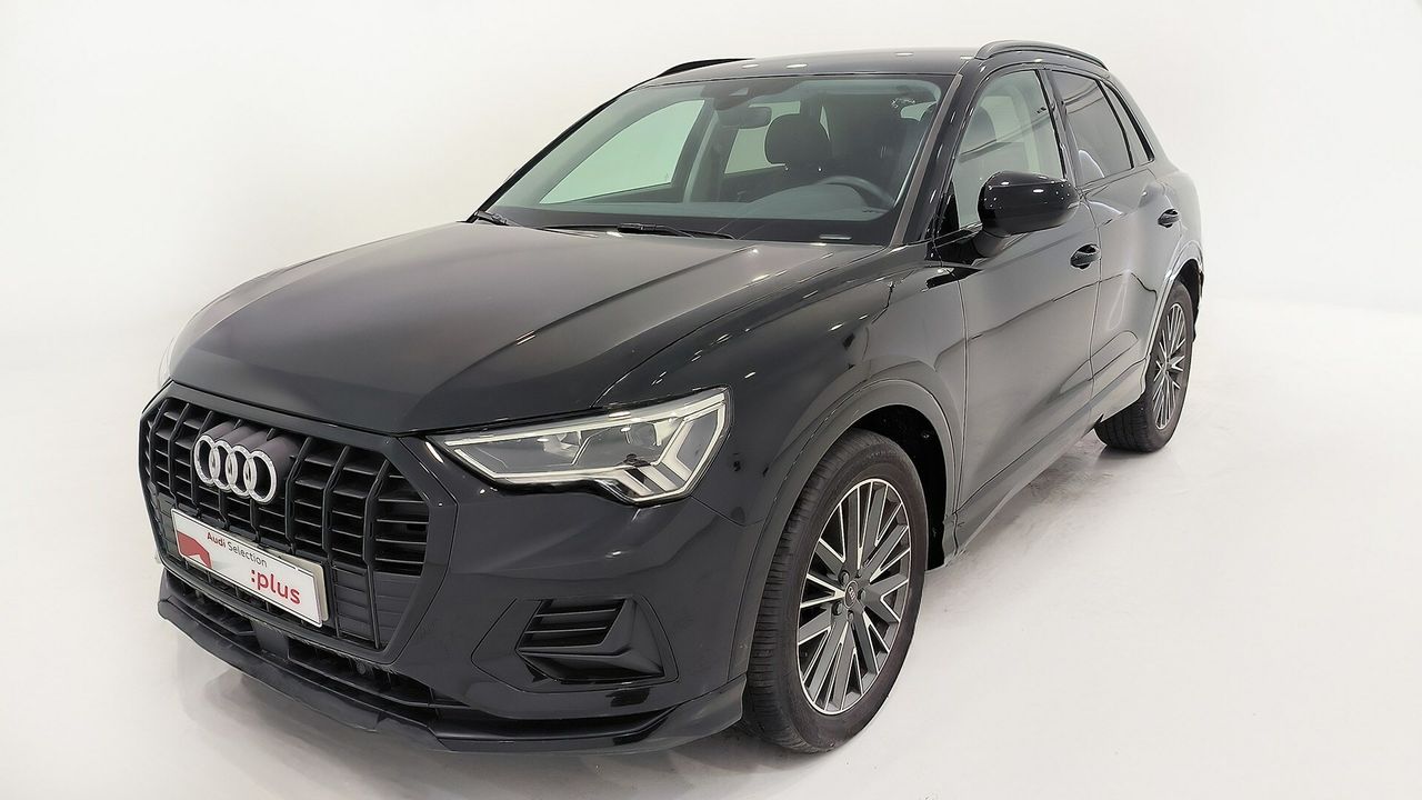 audi q3 2024 /