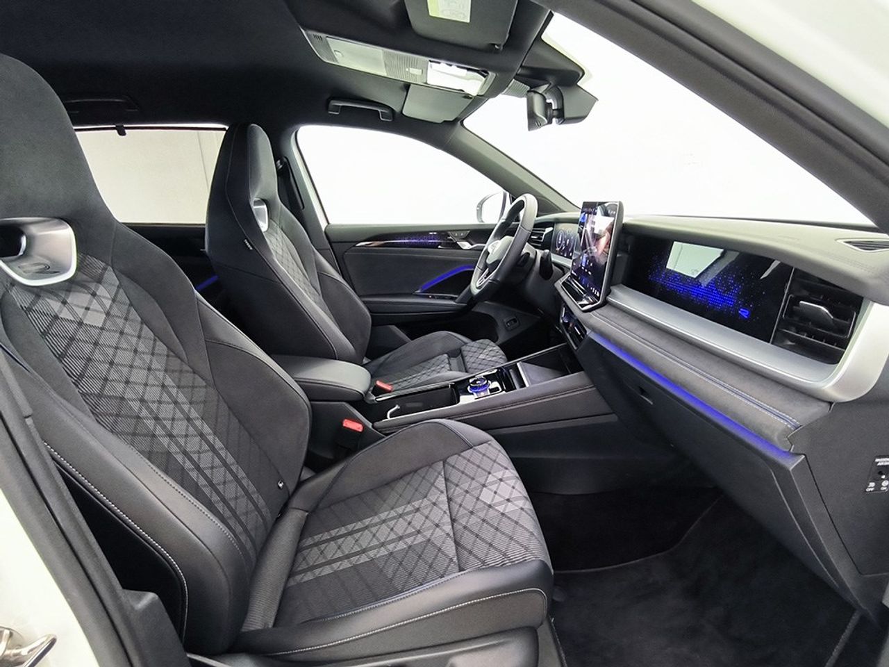 Volkswagen Tayron R-line 1.5 Etsi 150cv Dsg - Foto 2