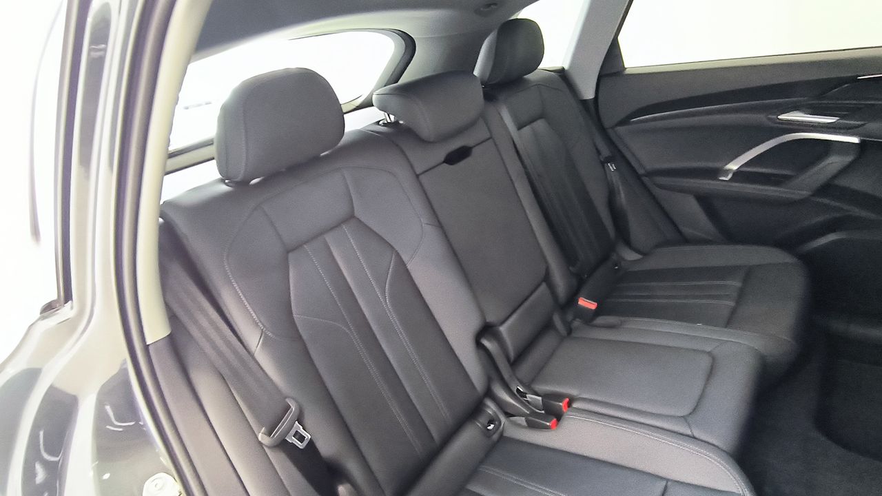 Audi Q5 Tdi 204 Cv Quattro Stronic Black Line - Foto 2