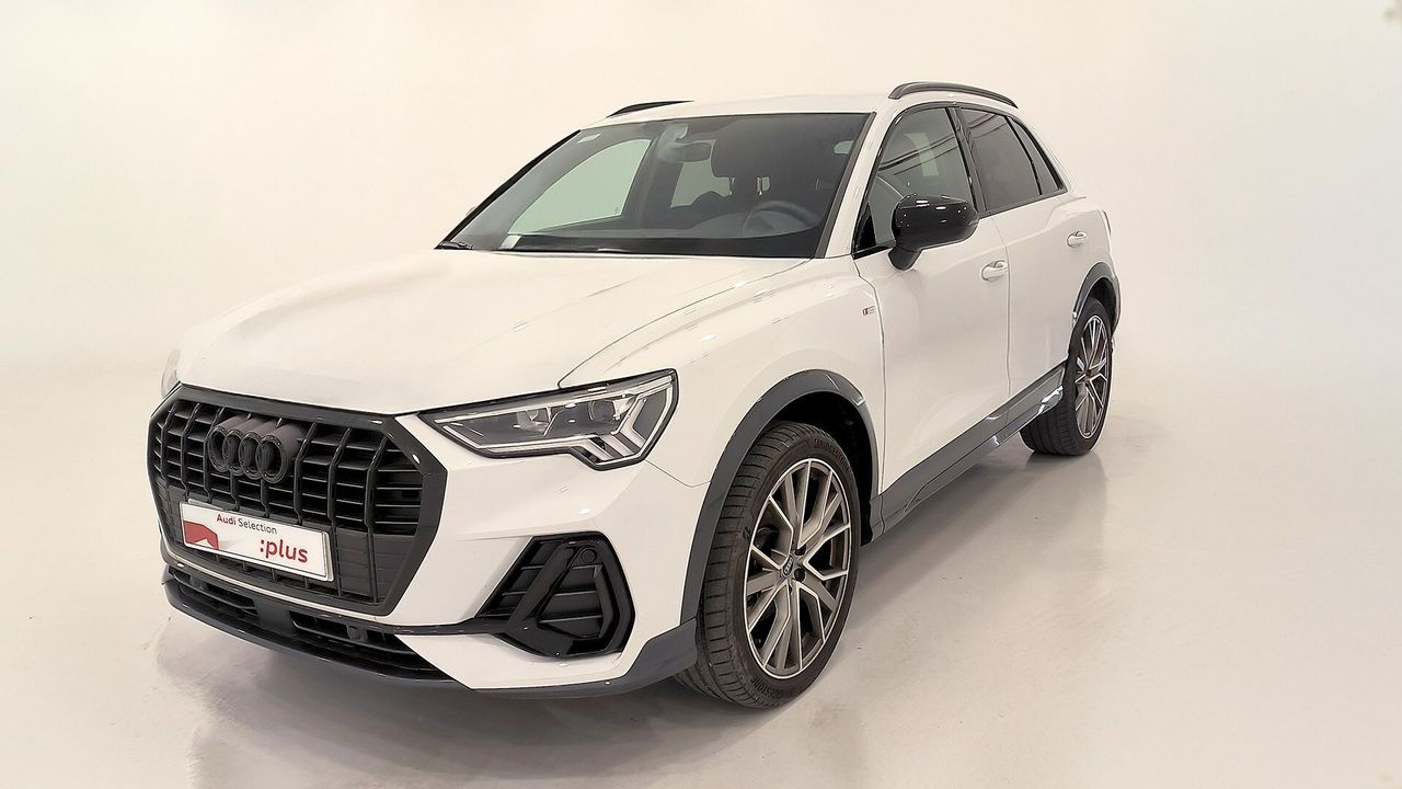audi q3 2024 /