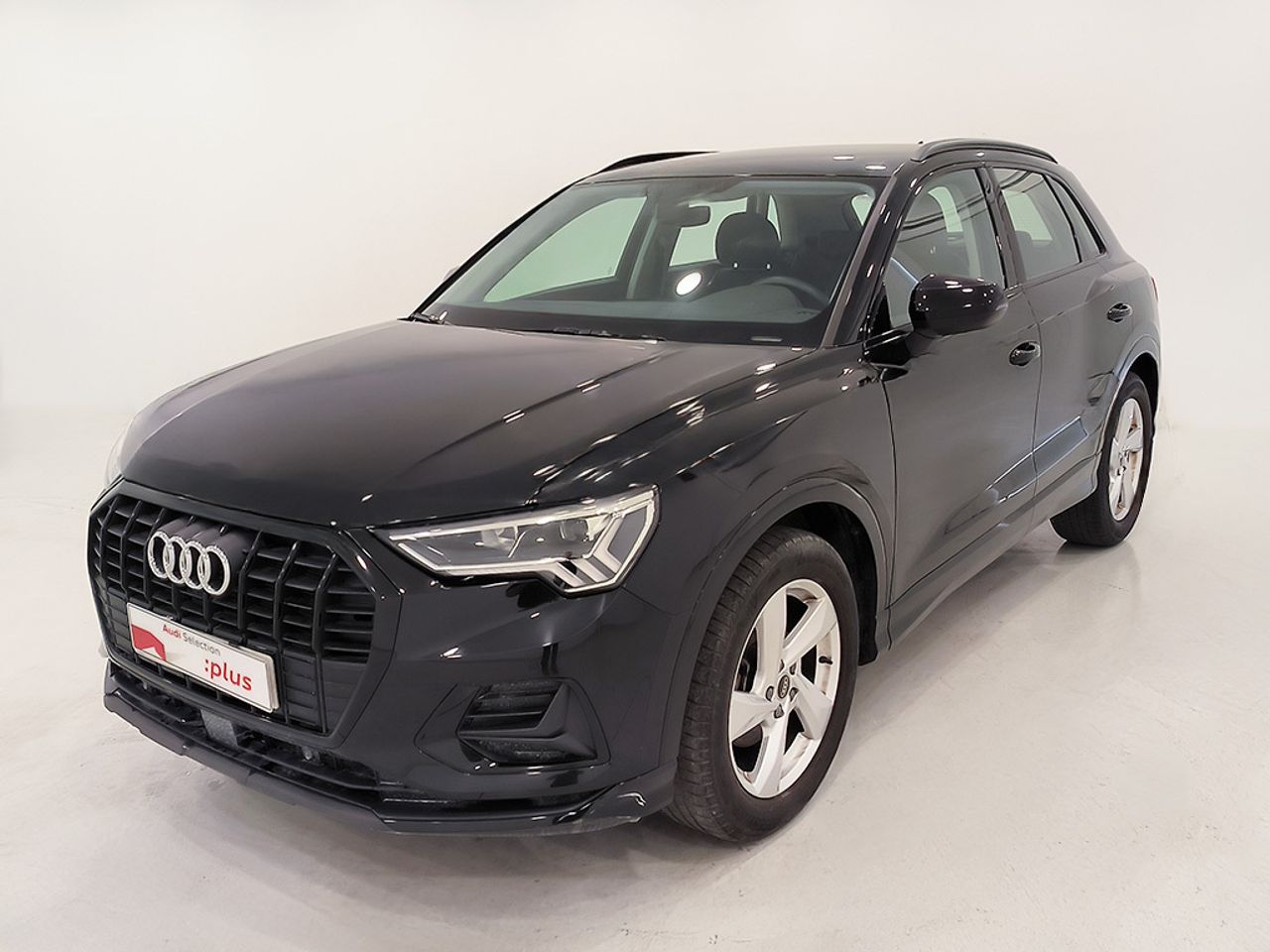 audi q3 2024 /