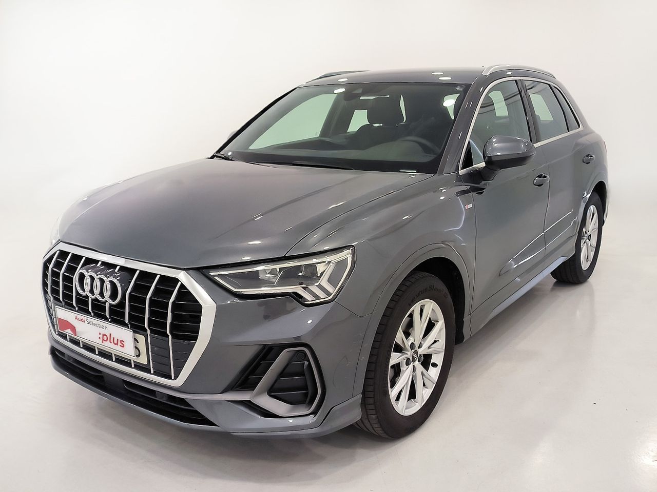 audi q3 2024 /