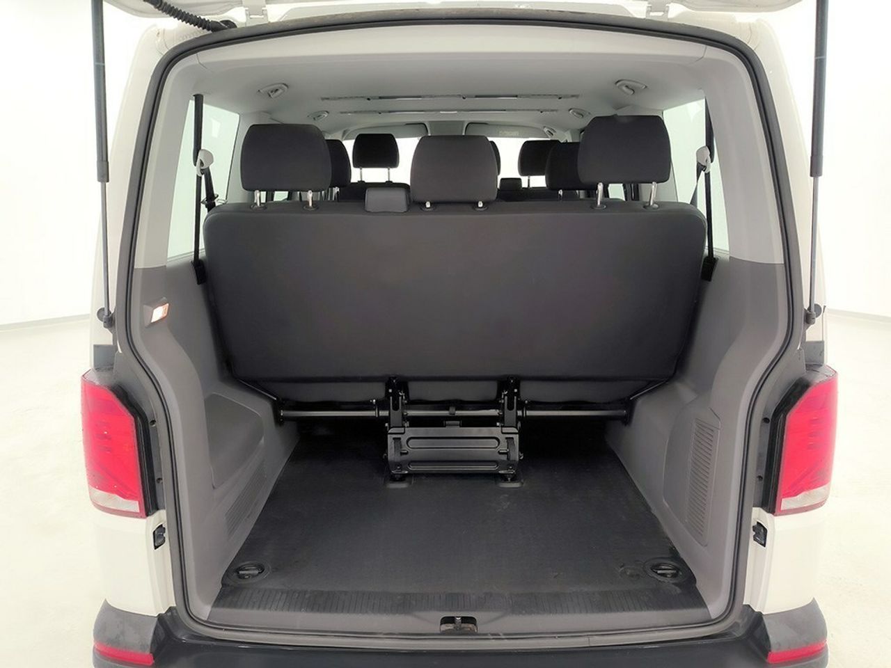Volkswagen Caravelle 2.0 Tdi 150 Cv Dsg - Foto 2
